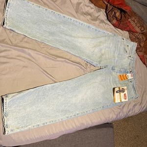 Light wash jeans